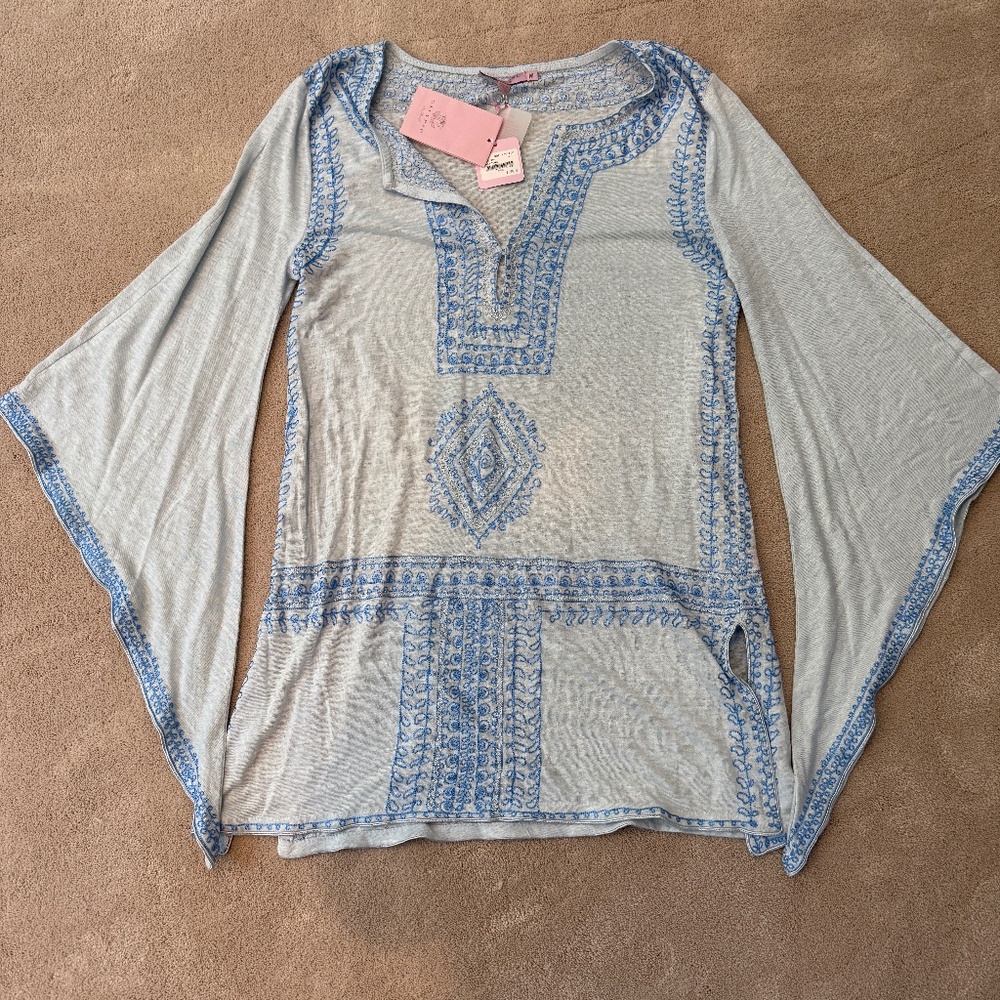 Calypso St Barths light blue tunic with dark blue embroidery